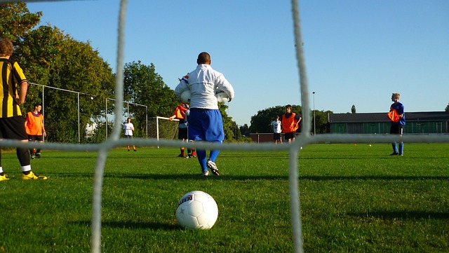 南美世预赛积分榜：阿根廷2场不胜暂3分优势领跑.